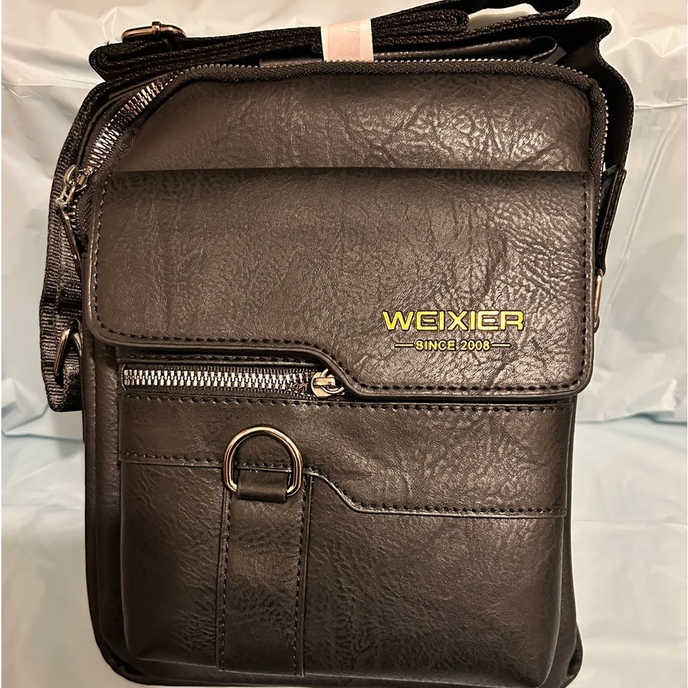 Men’s messenger bag